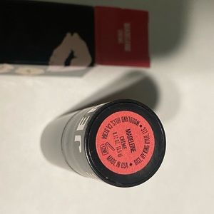KYLIE COSMETICS Matte Lipstick MADELEINE